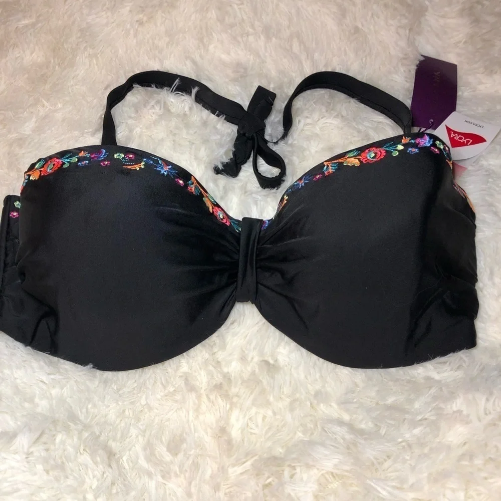 Black Floral Trim Balconette Bikini Top with Underwire